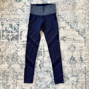 Athleta Navy Blue Shimmer Women's Leggings, Size Small